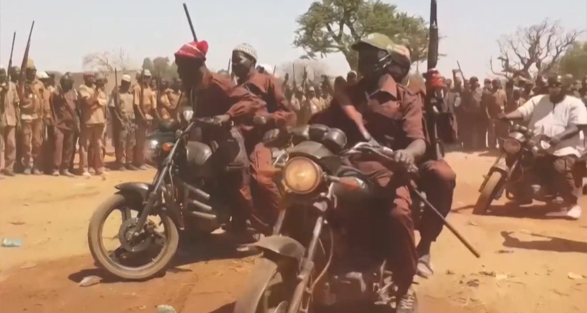 Selbstverteidigungskräfte in Burkina Faso im Jahr 2021 | Wikipedia | Henry Wilkins/VOA | public domain