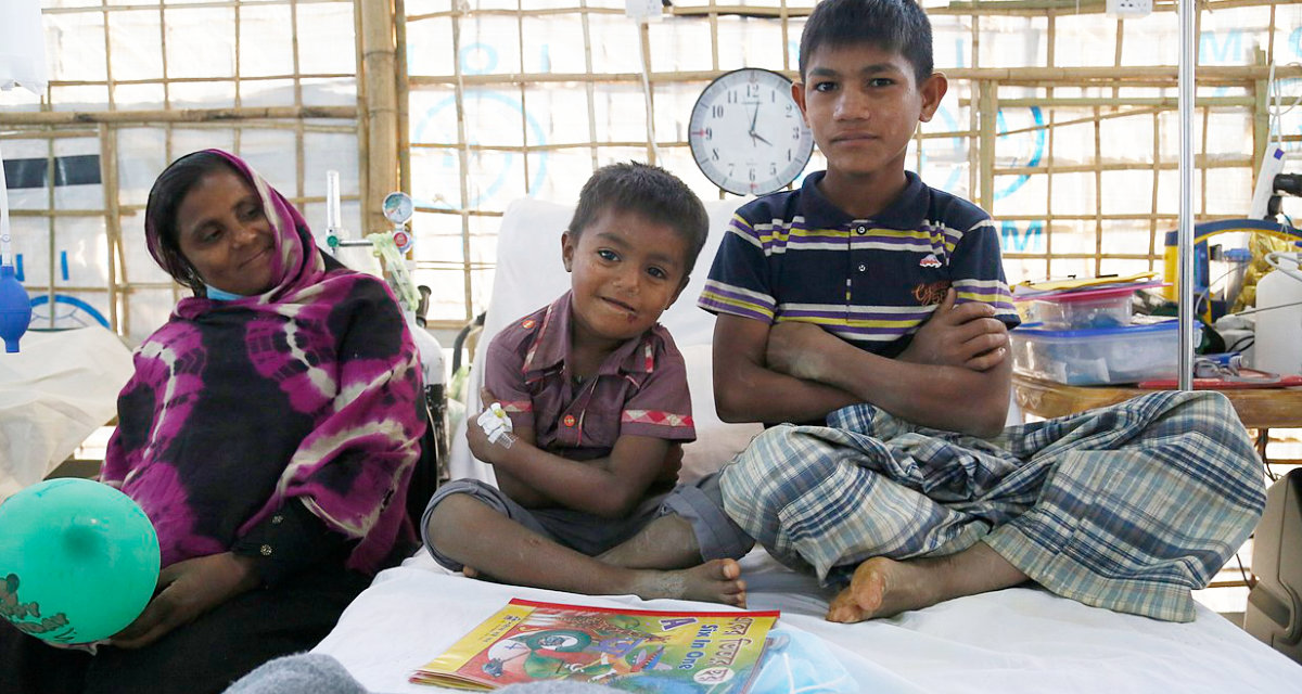 Rohingya Kinder erhalten medizinische Hilfe | Wikipedia | DFID - UK Department for International Development | CC BY 2.0 Rohingya Kinder erhalten medizinische Hilfe | Wikipedia | DFID - UK Department for International Development | CC BY 2.0